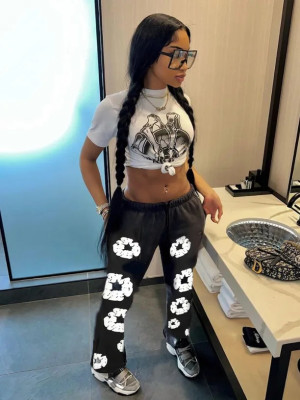 Oversized women's 3D printed pants