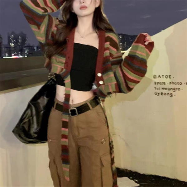 Striped contrast knit