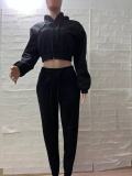 Short top and drawstring pants