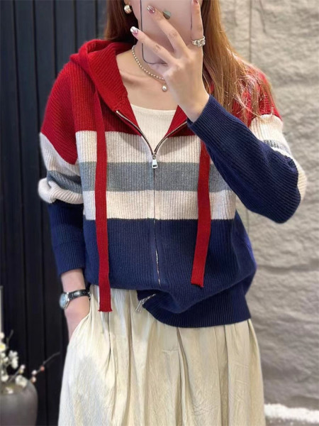 Contrast striped hooded sweater jacket