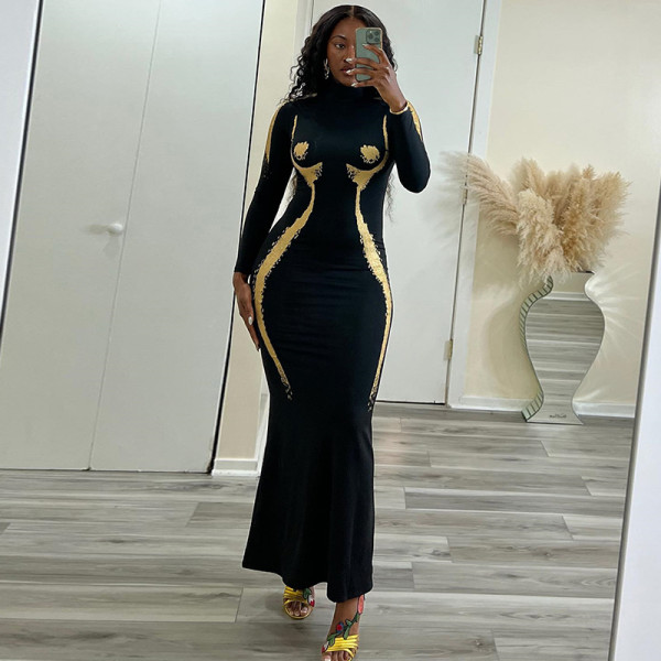 High necked tight fitting dress, long sleeved hand-painted printed buttocks wrapped skirt