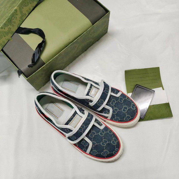 Letter Little White Shoes