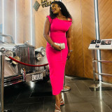 Slanted shoulder sleeveless long skirt