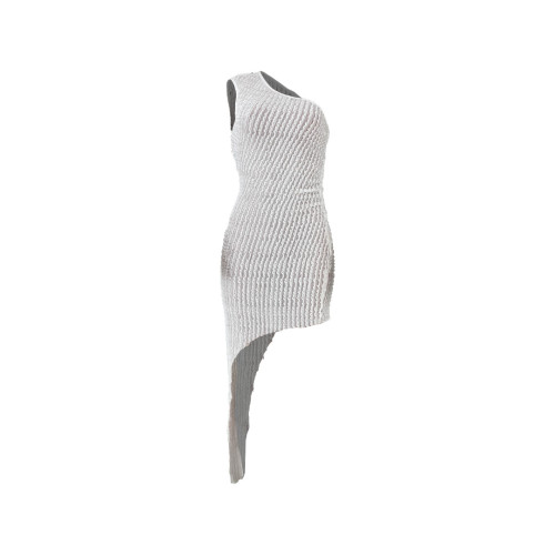 Solid color diagonal shoulder dress