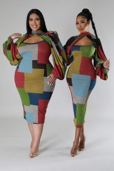Spliced contrasting color printed long sleeved oversized dress