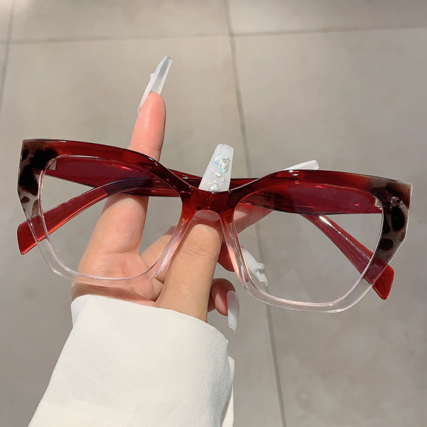 Cat eye color matching glasses