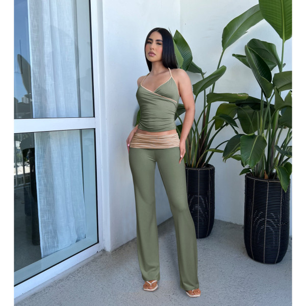 Slim fit strap pleated reverse waist low waist micro flared pants set