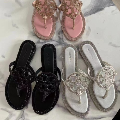 Full leather flat bottomed flip flops both inside and outside