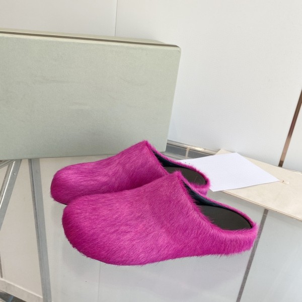 Ma Mao Couple Tutou Slippers