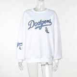 Round neck letter printed long sleeved hoodie