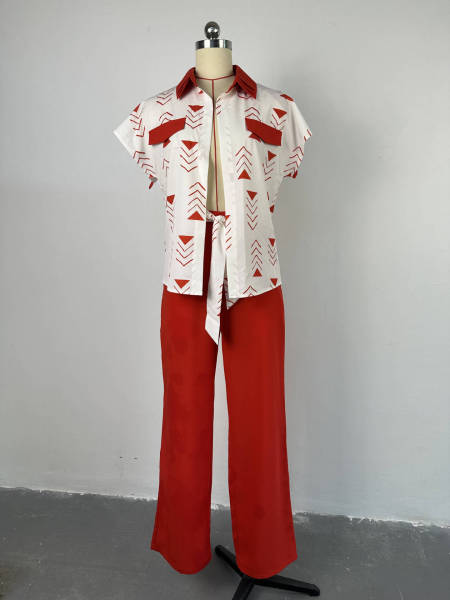 Lapel short sleeved shirt with tie up wide leg pants casual set