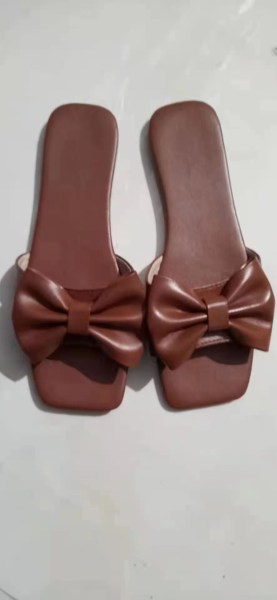 Women's shoes, bow tie, square toe, low heel, straight line slippers