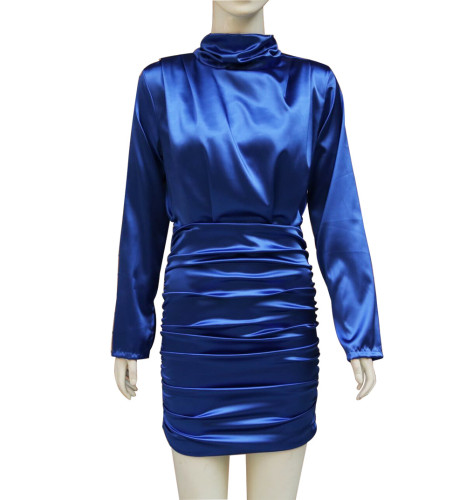 Women's high necked buttocks pleated dress