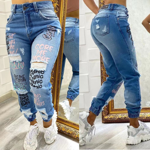 Fashionable letter cut monkey leg jeans