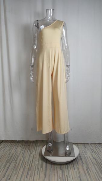Solid color diagonal shoulder waist wide leg jumpsuit