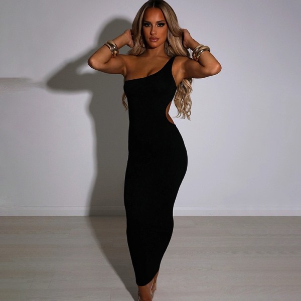 Women's hollowed out diagonal shoulder dress