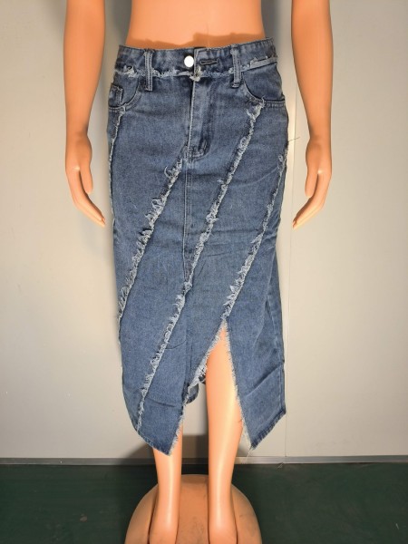 Tight fitting denim skirt
