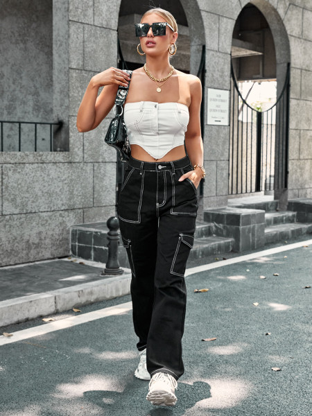 Loose denim pants