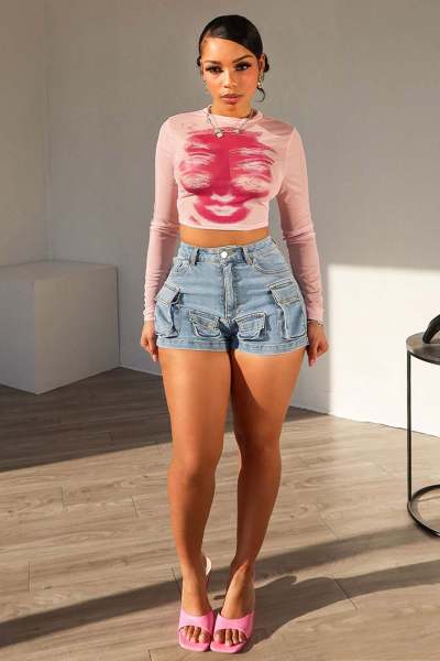 Slim fitting work bag, three-dimensional pocket, multiple elastic denim shorts