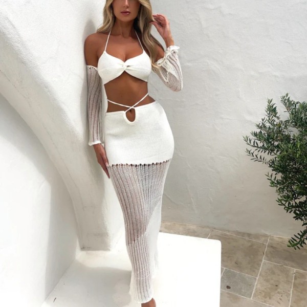 Two piece set of chest wrapped sleeve top, lace up hollow out buttocks wrapped skirt