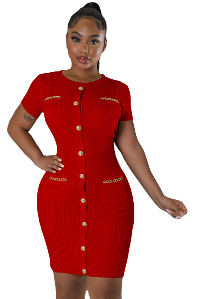 Knitted slim fit short sleeved dress with a round neck sweater