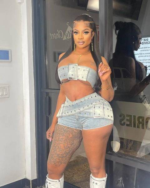 Elastic strapless belt set