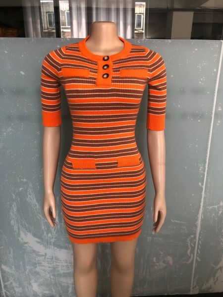 Knitted slim fit short sleeved jumpsuit with round neck sweater