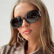 Rice nail square irregular sunglasses Rice nail square irregular sunglasses