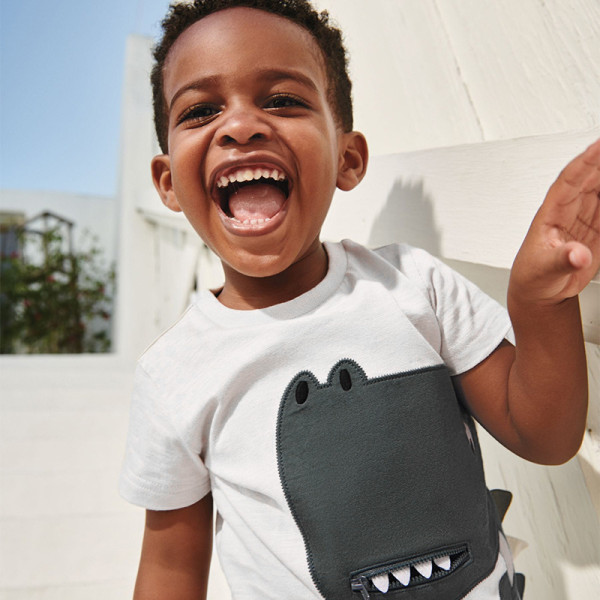 Small and medium-sized children's bottom shirt short sleeved sweat absorbing cotton boy's t-shirt