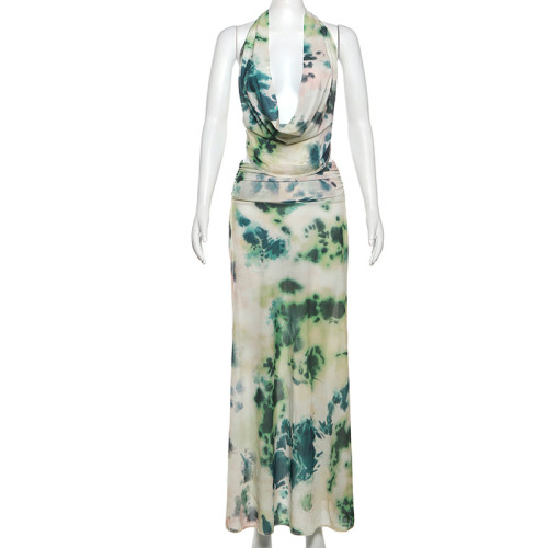 Printed deep V-shaped open back strap pleated half length skirt set