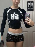 Contrast letter printed long sleeved T-shirt