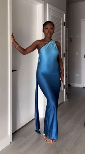 Sleeveless slanted shoulder gradually changing color, sexy slim fit, buttocks wrapped dress