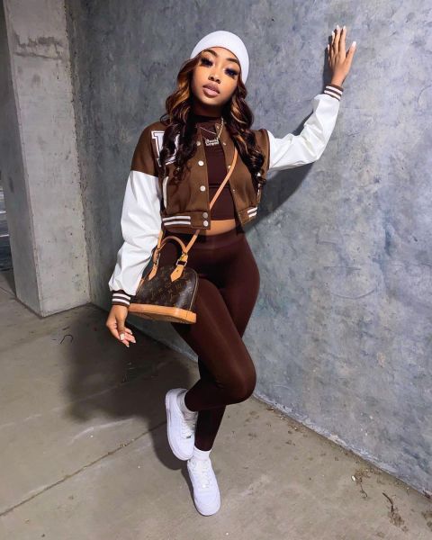 Letter embroidered leather sleeve patchwork standing neck baseball jacket