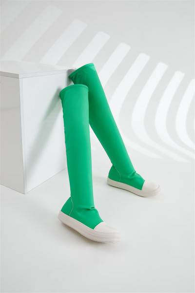 Over the knee length boots for women in large sizes, versatile and minimalist elastic