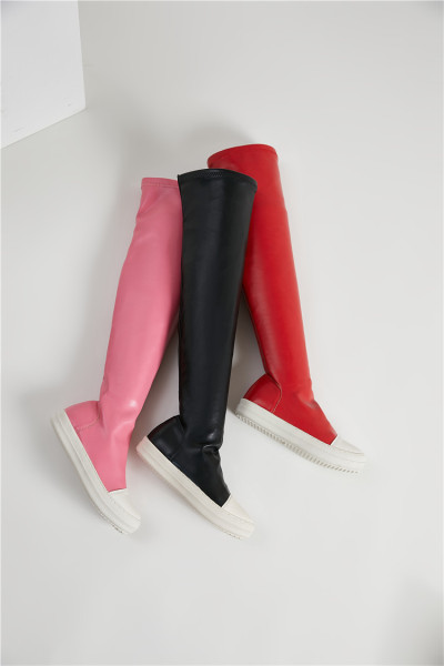 Over the knee length boots for women in large sizes, versatile and minimalist elastic