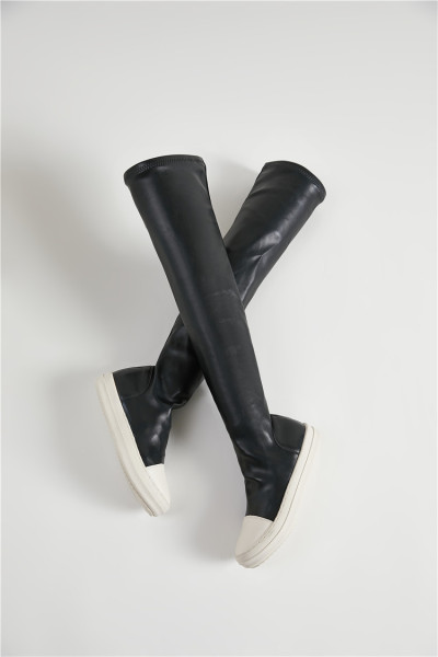 Over the knee length boots for women in large sizes, versatile and minimalist elastic
