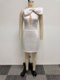 Sleeveless solid color short cut buttock wrapped hollow bow dress