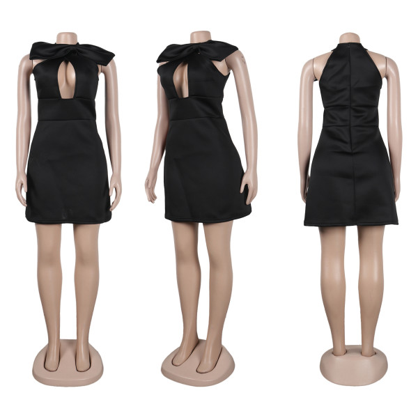 Sleeveless solid color short cut buttock wrapped hollow bow dress