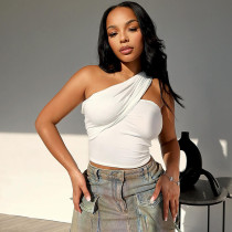 Diagonal shoulder strapless top with two sleeveless short tops Diagonal shoulder strapless top with two sleeveless short tops