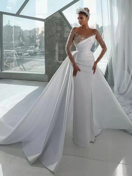 Mermaid slim fitting wedding dress