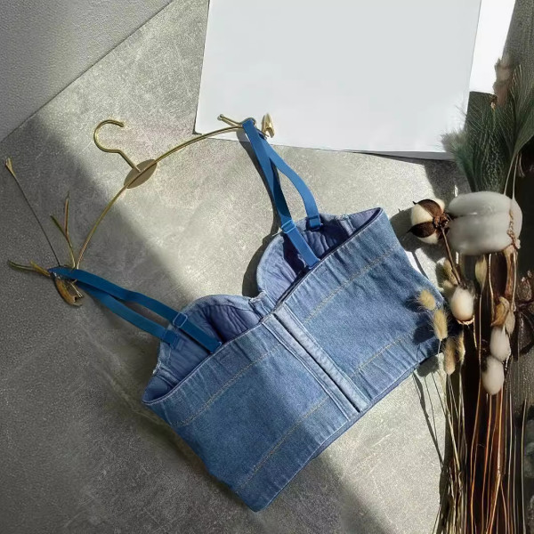 Backless interior with strapless bras and underwear