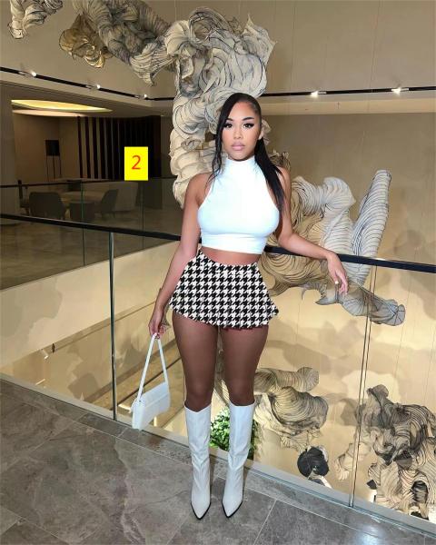 Solid color T-shirt pleated short skirt two-piece set