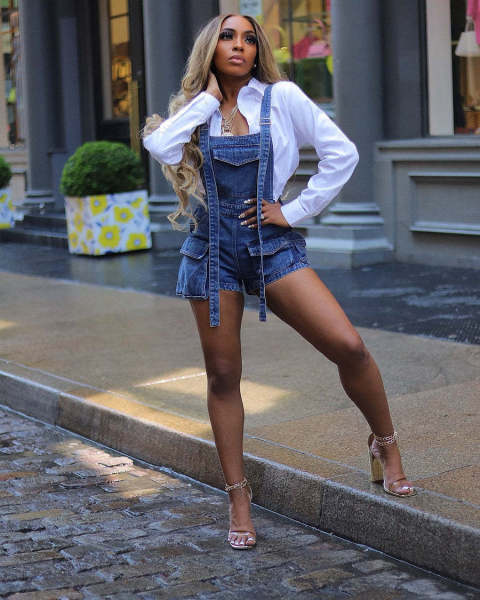 Washed denim loose multi pocket jumpsuit shorts with shoulder straps