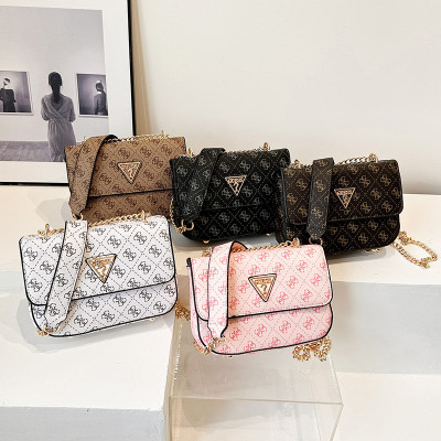Printed shoulder chain bag
