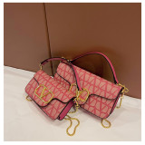 Large chain single shoulder crossbody bag