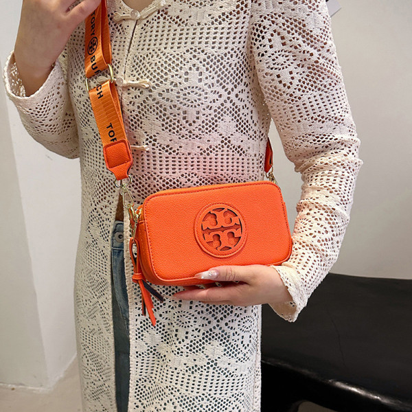 Wide shoulder strap single shoulder bag crossbody small square bag