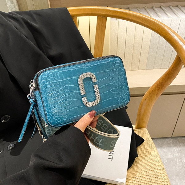 Camera bag with crocodile pattern single shoulder crossbody bag