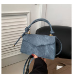 Single shoulder crossbody bag small square bag