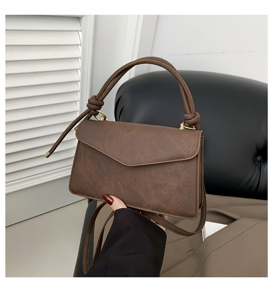 Single shoulder crossbody bag small square bag