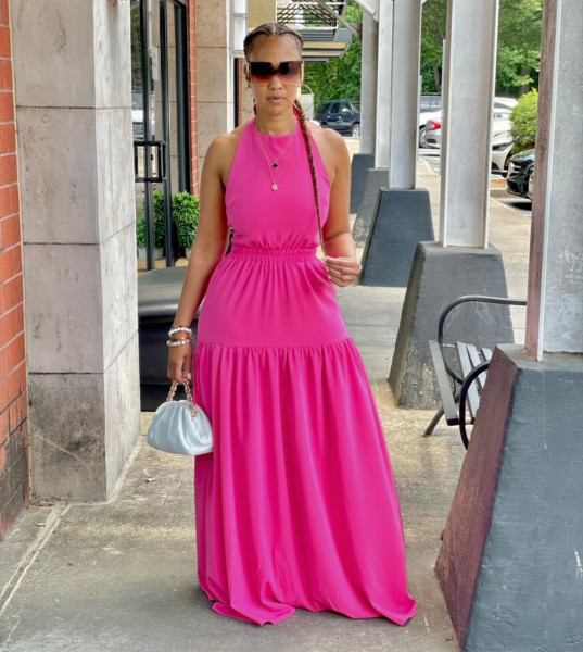 Women's dress with suspender and sleeveless sexy leaky back long skirt